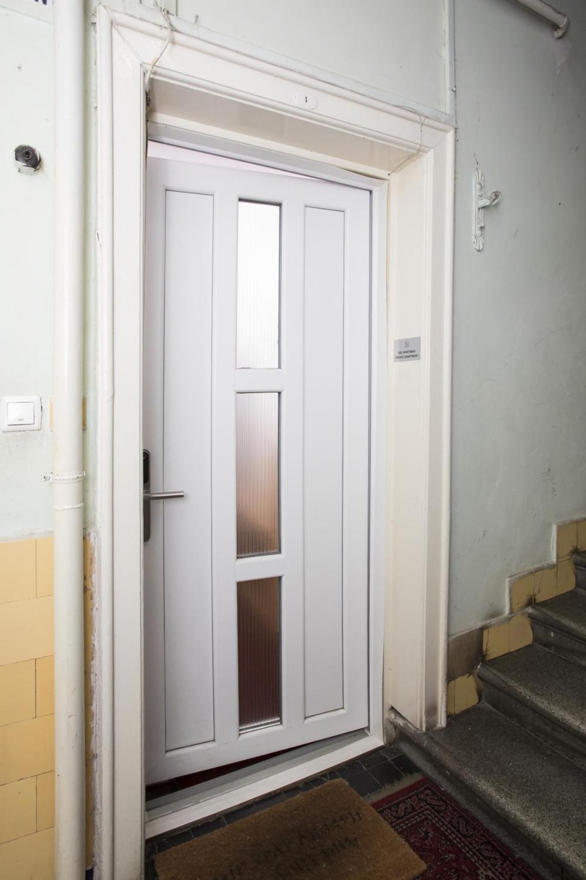 H20 Colors Apartment Βουδαπέστη Εξωτερικό φωτογραφία